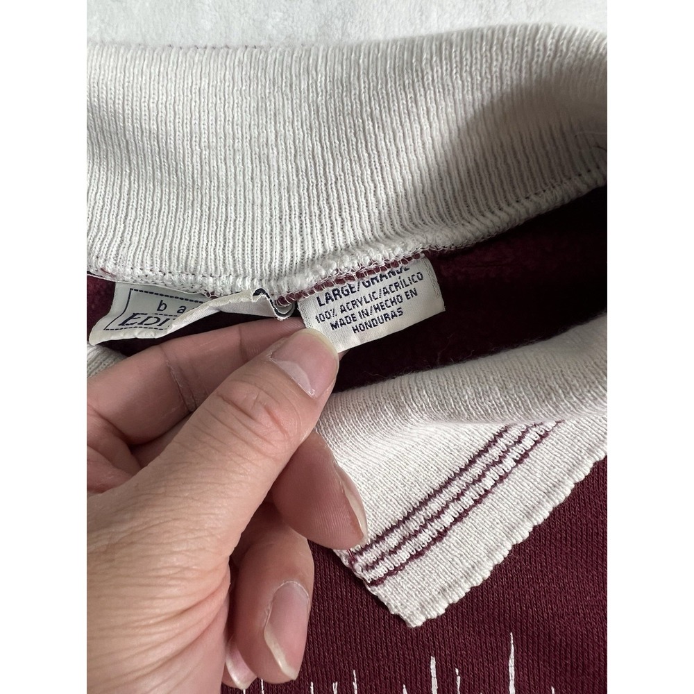 Basic Editions Burgundy Collared Pullover Sweatshirt Bear Graphic Women's L Fall - Picture 6 of 12